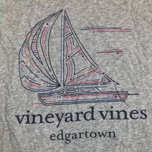 Vineyard Vines Over Sized Gray T-Shirt Size Small